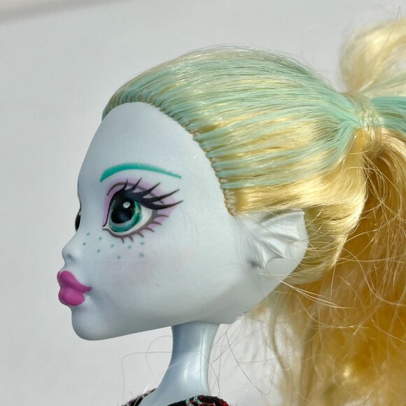 Monster High Doll Lagoona Blue Surf to Turf Mattel 2016 DNX06 - Picture 5 of 16